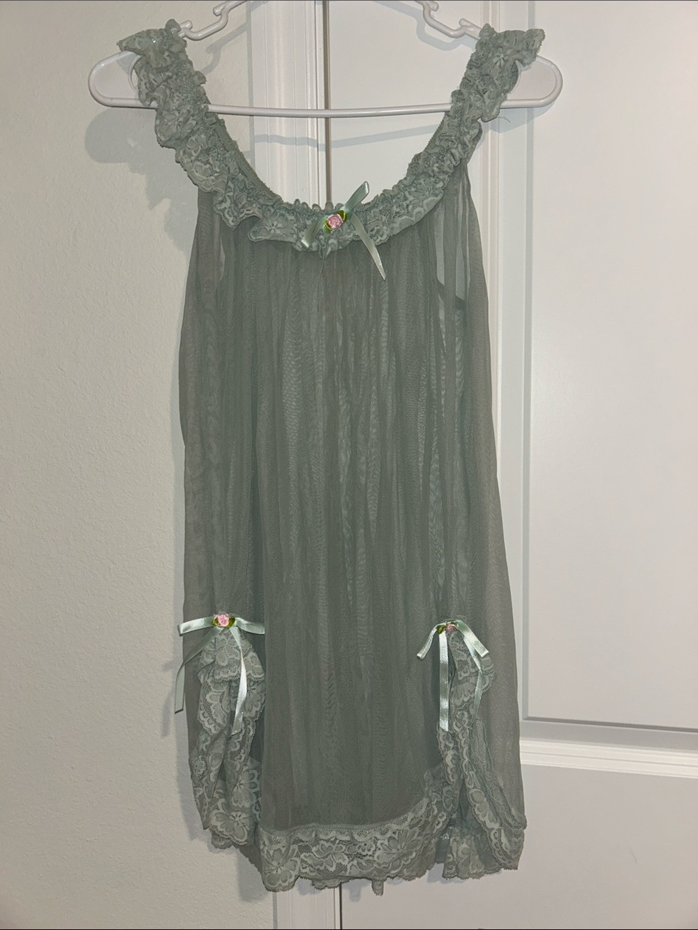 Women’s Sage Green Lace Trim Nightgown